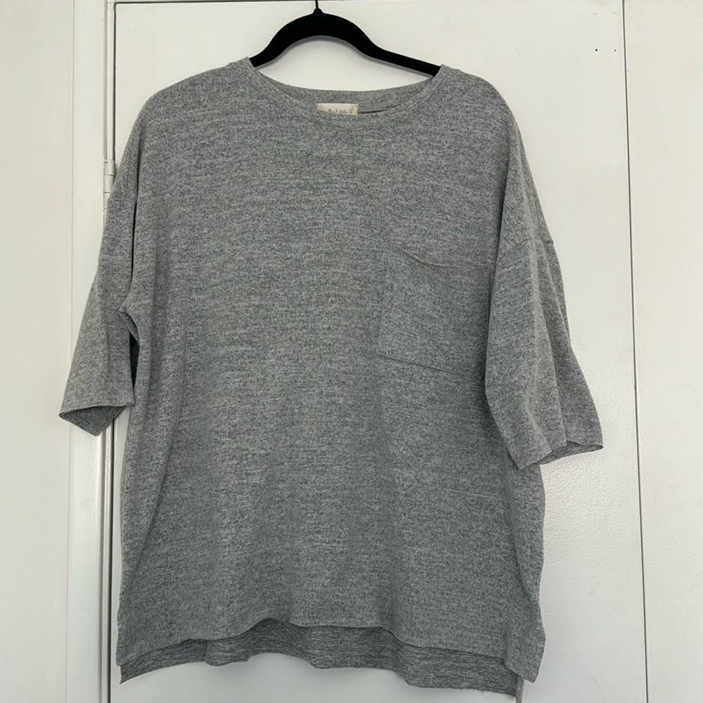 Altar’d state grey fleece T-shirt with pocket size medium - Picture 3 of 9
